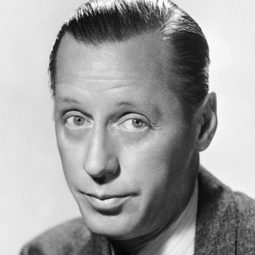 Irving Bacon - A Star Is Born演員 飾演Station Agent (uncredited)