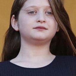 Agnese Graziani 飾演 Antonia (young)