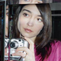 Amalia Ulman 飾演 Leonor Jimenez