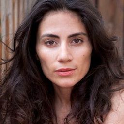 Halima Ilter 飾演 Havin