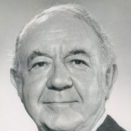 Cecil Kellaway - 猜猜誰來吃晚餐演員 飾演Monsignor Ryan