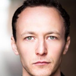 Alexander Mercury - 神奇女俠演員 飾演German Lieutenant