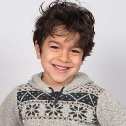 奈爾·拉比亞 飾演 Sofiane