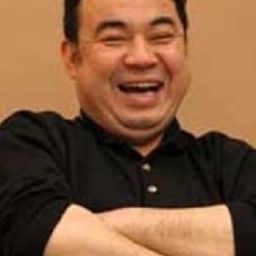 金子吉延 飾演 Takeo Komiyama