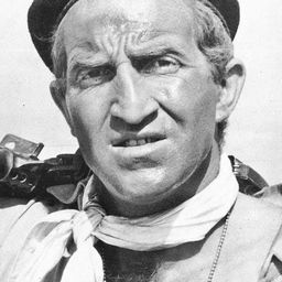 Giuseppe Castellano 飾演 Nicola