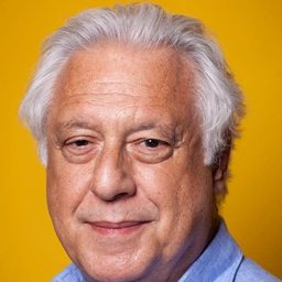 Antônio Fagundes 飾演 Deus