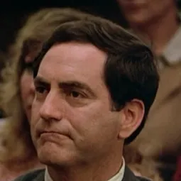 Alan Haufrect - 十三樓的噩夢演員 飾演Hotel Clerk