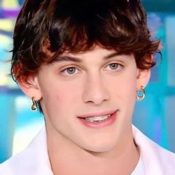 Samuele Segreto - Delitto di mafia - Mario Francese演員 飾演Giuseppe Francese giovane