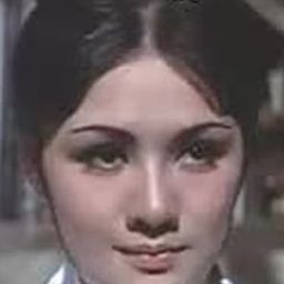 楊夢華 飾演 He Hui Fang