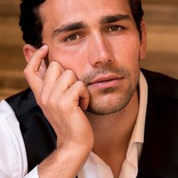 Walter Nestola 飾演 Carabiniere Arresto #2