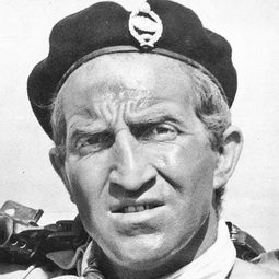 Giuseppe Castellano 飾演 One-armed Soldier