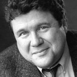 J.W. Crawford 飾演 Dentist-Creature