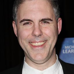 Ian Lithgow 飾演 Randall Cole