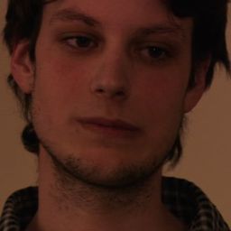 Dustin James Ashley 飾演 Kyle (as Dustin Ashley)