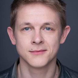 Oleksandr Begma 飾演 