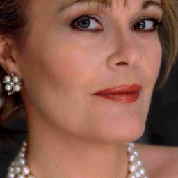 June Anderson 飾演 Semiramide