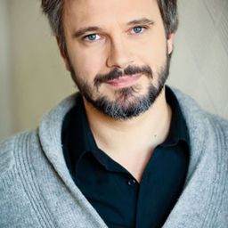 Arnaud Léonard 飾演 Krypton (voice)