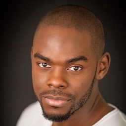 納爾西斯·馬姆 飾演 Don Charles