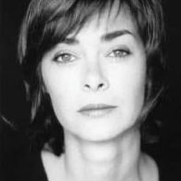 莎賓娜·勒昆 飾演 L'infirmière maison de repos