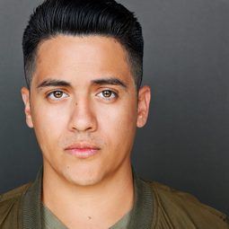 Michael S. Garcia - 小火車做到了演員 飾演Scott (voice as Michael Rodrigo)