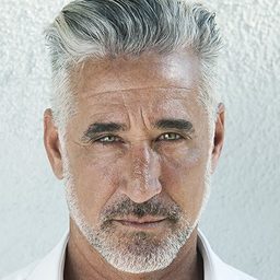 Todd Gordon - 毀滅戰士演員 飾演Hardwood