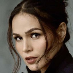 伊莎·卡爾薩多 飾演 Working Girl 1