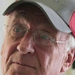 Graham 'Grace' Walker - 鱷魚先生演員 飾演Angelo