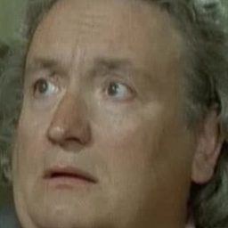 Giancarlo Badessi 飾演 Gay Man in Sauna