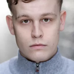 Jake Lampert - 戰役演員 飾演Ted