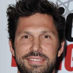 Brian Thomas Smith 飾演 Boogie