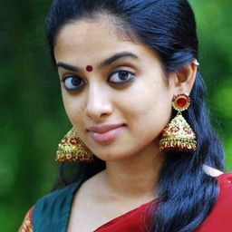 Gauthami Nair 飾演 Anupama