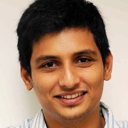 Jiiva 飾演 Jeeva Rathnam