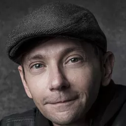 DJ 奎爾斯 飾演 Theodore Donald 'Rat' Finch