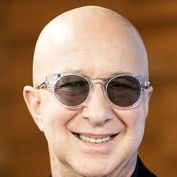 保羅·謝弗 - 大力士演員 飾演Hermes (voice)