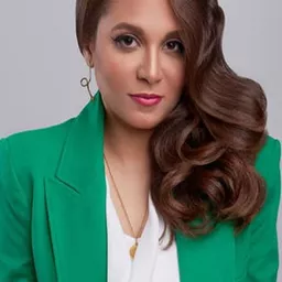 Rahma Ahmed Farag 飾演 