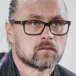 彼得·諾瓦克 飾演 Taxi Driver