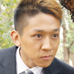 Yang Ming - “滾出來，兇手”之黃金案演員 飾演Xu Gui