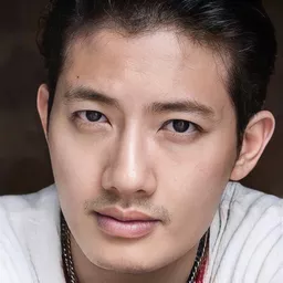 阿拉克·阿墨蘇帕西瑞 - 我家妹妹不准嫁演員 飾演Pae