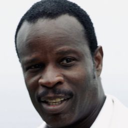 格蘭德·L·布希 - 狠將奇兵演員 飾演The Sorels - Reggie