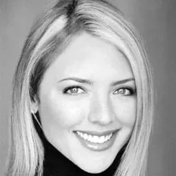 金瑪莉  - 黑色城市演員 飾演Kim