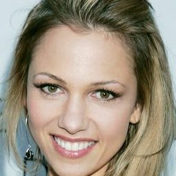 Marnette Patterson - Keeping Up with the Randalls演員 飾演Sam