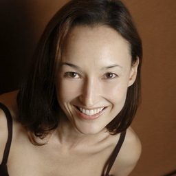 Susan Han - Internet Love演員 飾演Daniel's Girlfriend 2