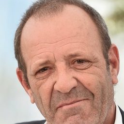 Christian Gregori 飾演 Davidson