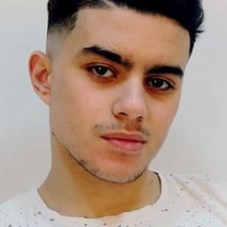 埃庫·貝諾斯曼 飾演 Unsal