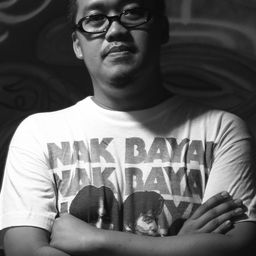 Dennis Empalmado 飾演 Carpenter 2