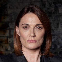 莎拉·帕里什 - If I Had You演員 飾演Sharon Myers