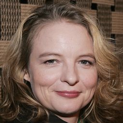 嘉華·史摩亞 飾演 Pat Archer