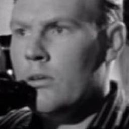 Dan Meaden 飾演 Count Dracula