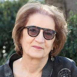 喬漢娜·德莫川克斯 - 鏡頭下：女權的往日與現在導演