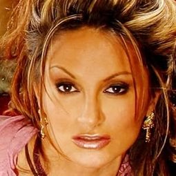 Petra Verkaik 飾演 Herself